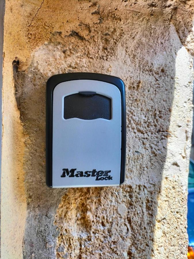 Maison De Village Familiale Pont Du Gard, Toit Terrasse, Barbecue, Fibre Вер-Пон-дю-Гар Экстерьер фото