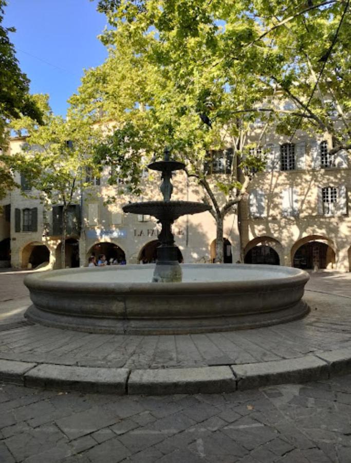 Maison De Village Familiale Pont Du Gard, Toit Terrasse, Barbecue, Fibre Вер-Пон-дю-Гар Экстерьер фото