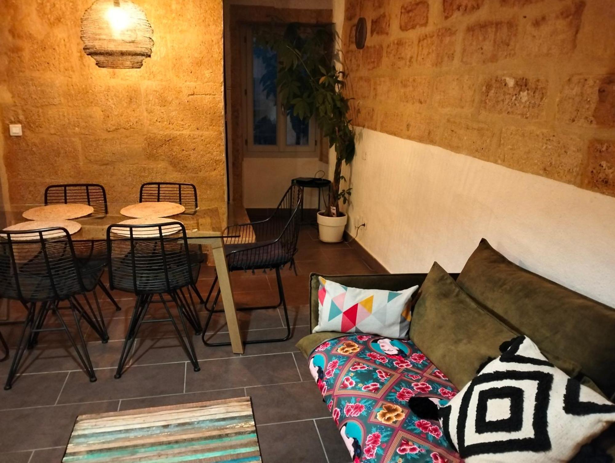 Maison De Village Familiale Pont Du Gard, Toit Terrasse, Barbecue, Fibre Вер-Пон-дю-Гар Экстерьер фото